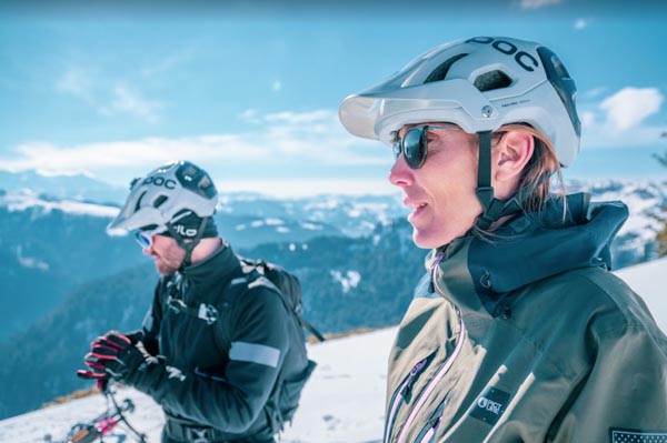 Rando à VTT électrique sur neige Alpes